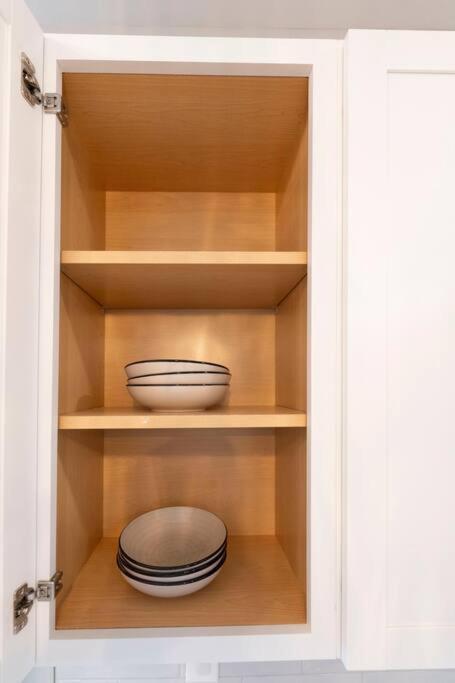 Brand New Cozy Modern Bungalow W/Hot Tub+Movieroom 7 Min From Uptown Charlotte Exterior foto